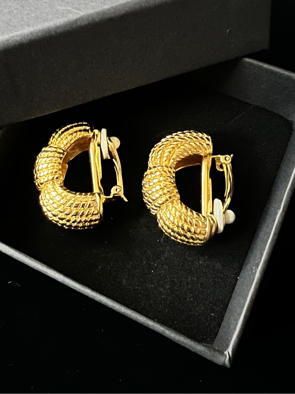 Chunky Vintage Gold Tone Textured Clip-On Earrings Replica Brand